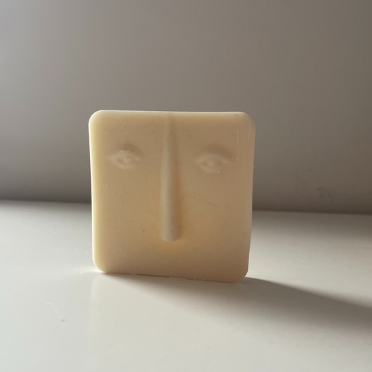 Essence – Decorative Candle
