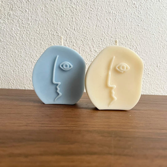 Serenity — Vela Vela Decorativa em Forma de Rosto Abstrato